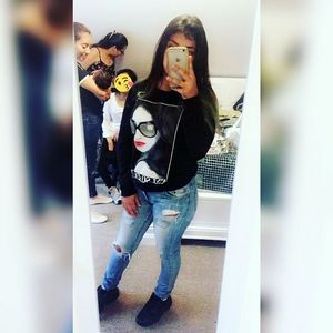 Meet your Posher, Alisson